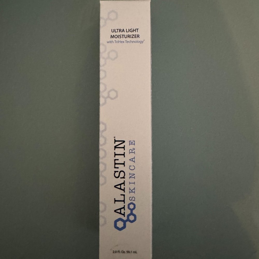 Alstin Ultra Light Moisturizer with TriHex Technology 2.0 fl oz